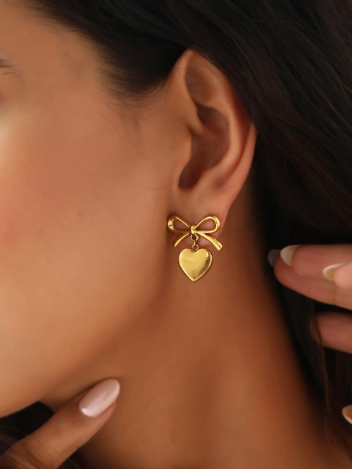 Amoré Bow Earrings
